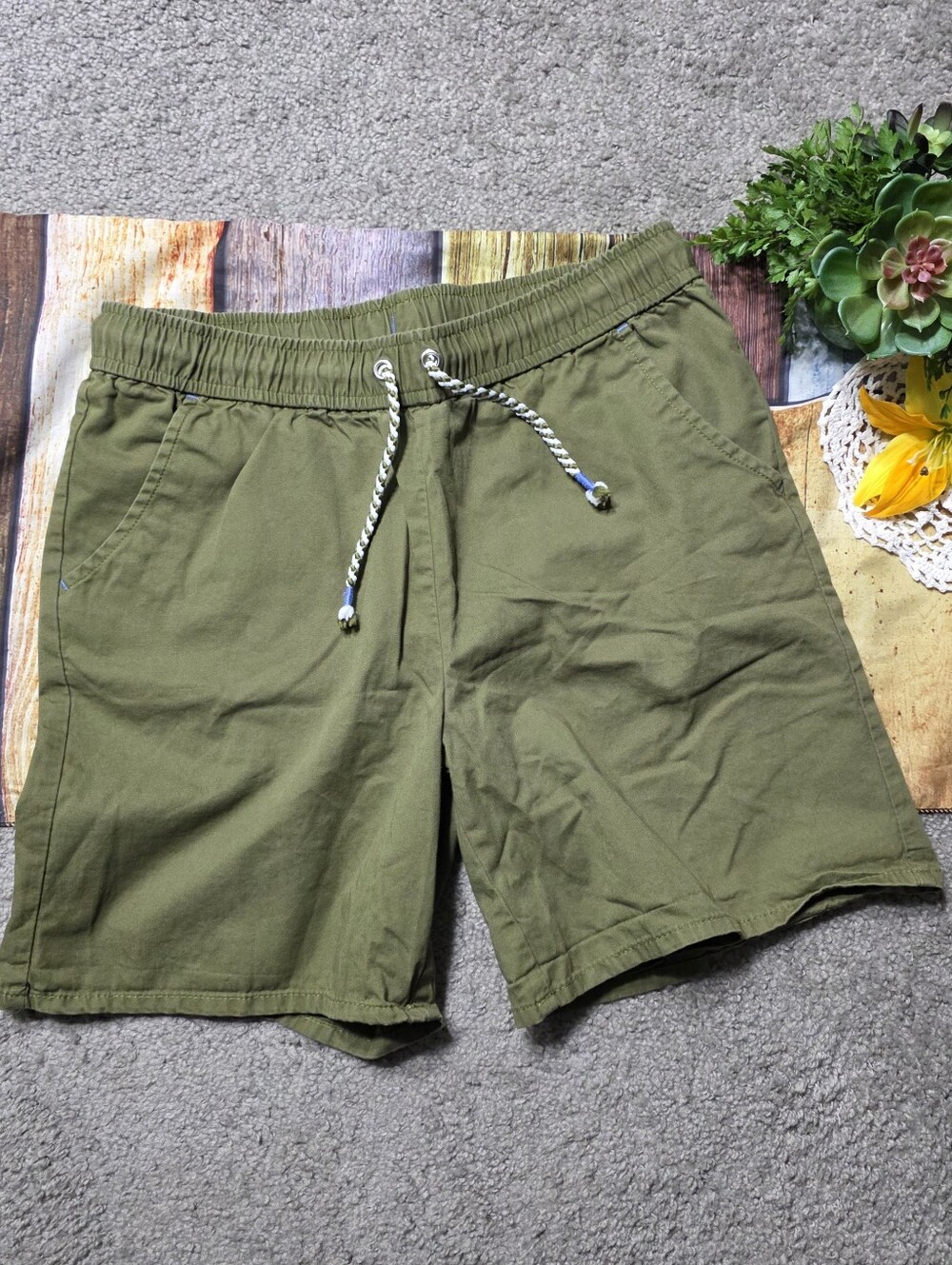 Cat & Jack Olive Green Shorts Elastic Waist with Drawstring Girls Youth Size XL